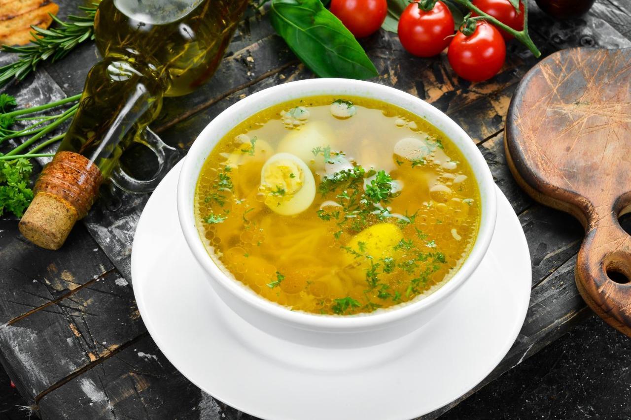 Курортний Готель Золота Корона Truskavets Ngoại thất bức ảnh